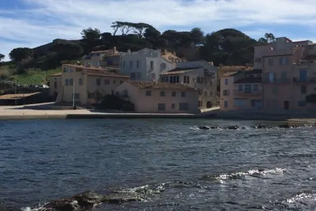 235103, Maison de vacances à Grimaud avec piscine - Photo 32