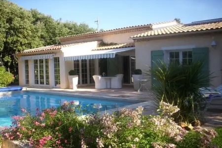 Location villa à Moissav Bellevue, Villa à 1 chambre