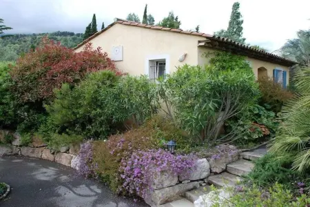Villa Lou Gourg à Carros : 2 chambres, piscine lagon : photo 12