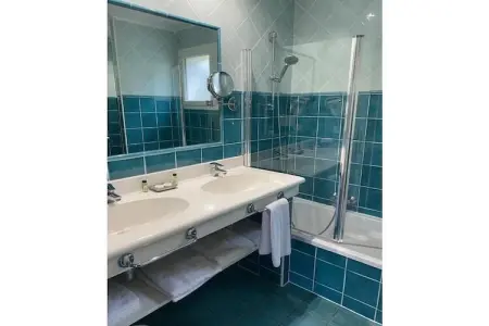 Villa Lou Colombier avec piscine et jacuzzi à Carros : photo 10