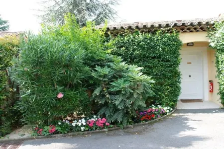 Villa Lou Colombier avec piscine et jacuzzi à Carros : photo 17
