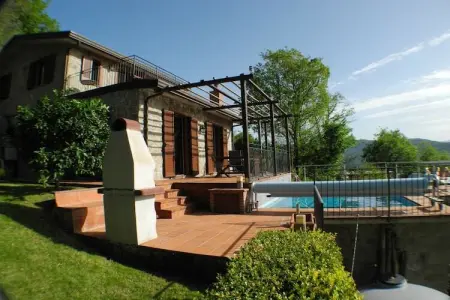 Villa Maison au Paradis à Castell'Umberto, piscine privée : photo 3