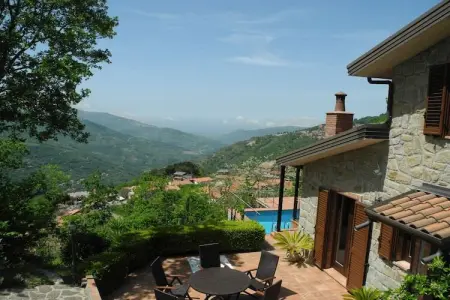 Villa Maison au Paradis à Castell'Umberto, piscine privée : photo 4