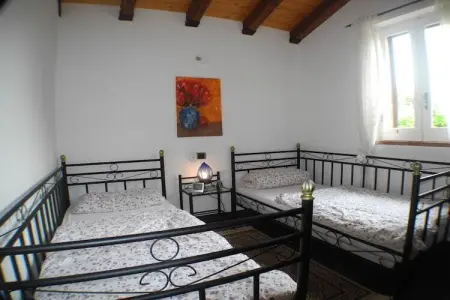 Villa Maison au Paradis à Castell'Umberto, piscine privée : photo 23