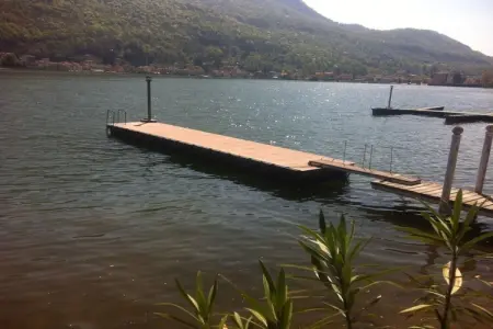 Maison « Il nido del lago » avec piscine à Porto Ceresio : photo 2