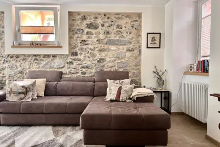 Maison rénovée 2 chambres à Limone sul Garda