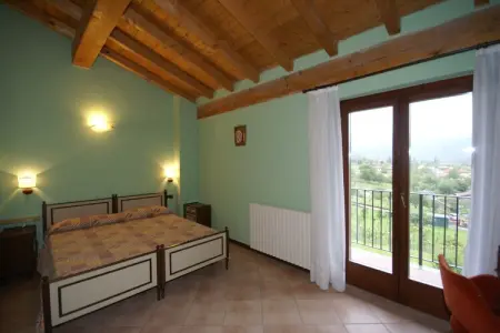 Casa Flora : maison 6 pers. à Idro, vue collines : photo 13