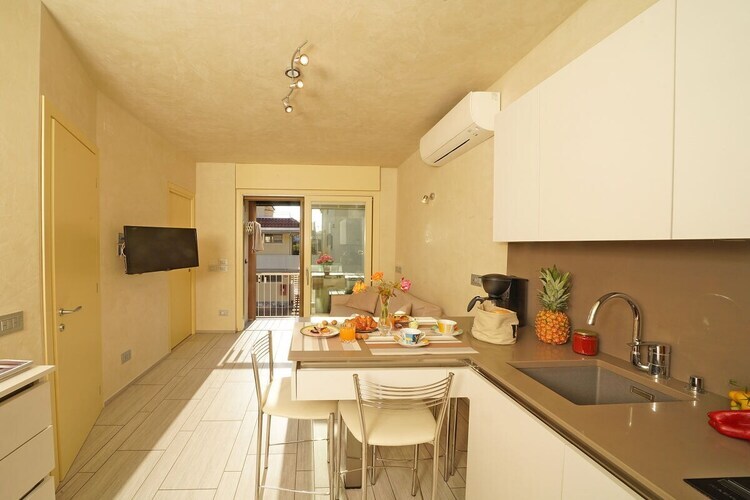 Appartement 2 pièces Manerba del Garda, jardin direct plage - Photo 11