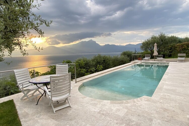 Maison avec jacuzzi au bord du lac de Garde - Photo 8