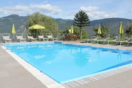 Appartement 5 personnes avec piscine à Lana : photo 4