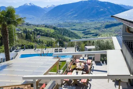 Maison de vacances Apfel à Schenna-Verdins, piscine et vue montagne : photo 5