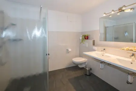 Maison de vacances Apfel à Schenna-Verdins, piscine et vue montagne : photo 10