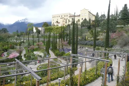Maison de vacances à Kaltern, jardin méditerranéen avec étang : photo 38