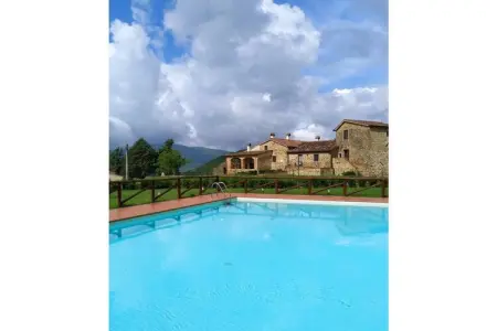 Maison Dicomano : loggia voûtée, piscine et vallée : photo 2