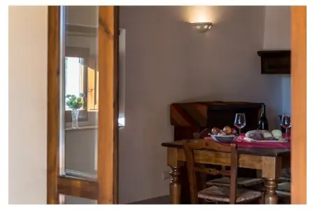 Maison Dicomano : loggia voûtée, piscine et vallée : photo 15