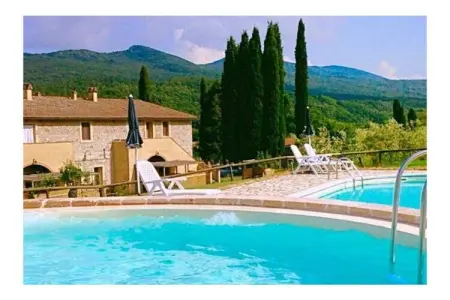 Gîte avec lac privé et piscine en Toscane : photo 9