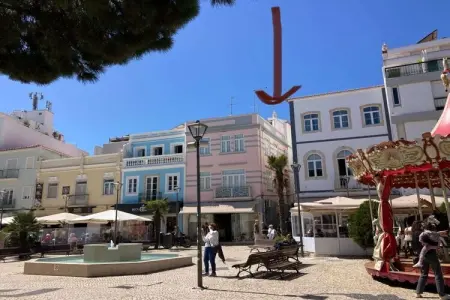 Location maison à Lagos, Appartement de vacances en ville, en bord de mer
