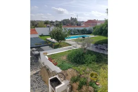 Maison 6 personnes à Colos avec piscine et foyer : photo 1
