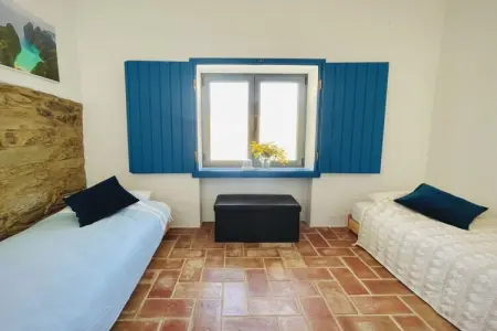 Maison 6 personnes à Colos avec piscine et foyer : photo 13