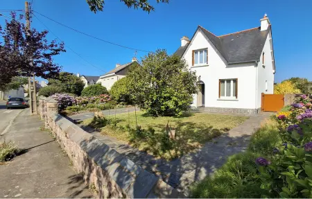 Maison 4 chambres avec grand jardin clos à Pleubrian : photo 10