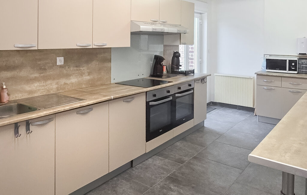 Maison 10 personnes avec piscine chauffée à Verchain-Maugré - Photo 6