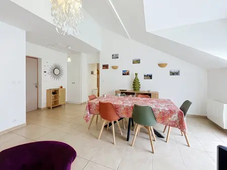 Appartement 68 m² avec 2 balcons à Granville : photo 4