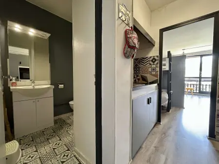 Studio Le Bois d'Aurouze, 9e étage vue montagne : photo 2