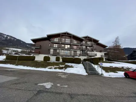 Studio cabine 4 pers. à Praz-sur-Arly, vue pistes : photo 13