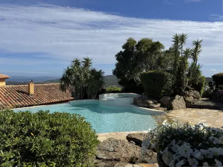 Villa vue mer, animaux admis - 12 pers., Villa 12 personnes à Bormes les Mimosas - Photo 14