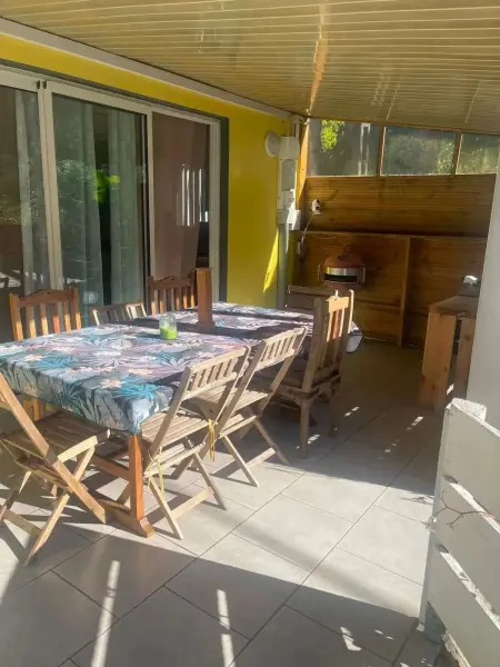 Maison cosy avec cour privée et clôturée à La Plaine-des-Palmistes : photo 2