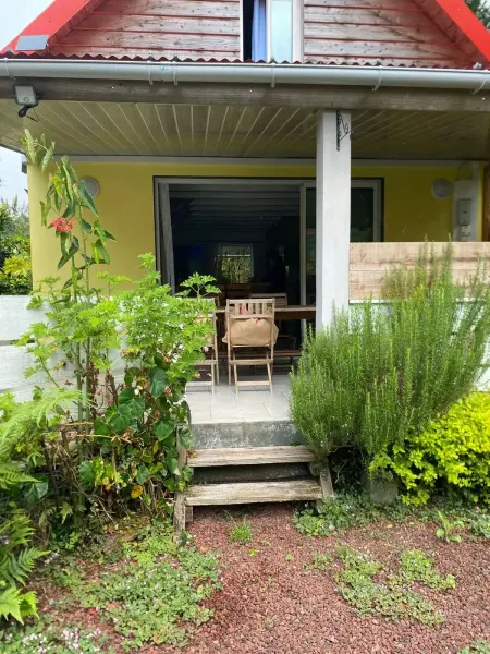 Maison cosy avec cour privée et clôturée à La Plaine-des-Palmistes : photo 10