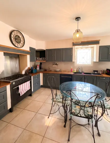 Villa avec piscine privée et jacuzzi à Monclar-de-Quercy : photo 14