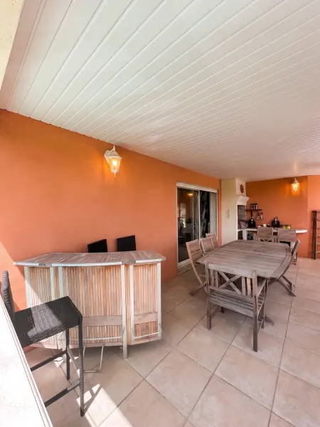 Villa avec piscine privée et jacuzzi à Monclar-de-Quercy : photo 15
