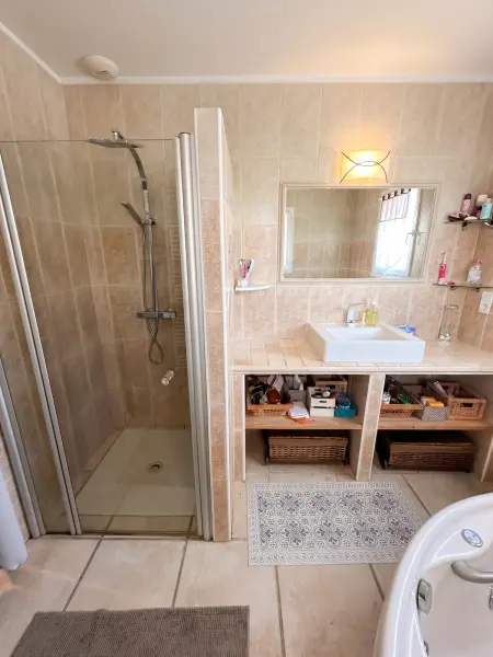 Villa avec piscine privée et jacuzzi à Monclar-de-Quercy : photo 16