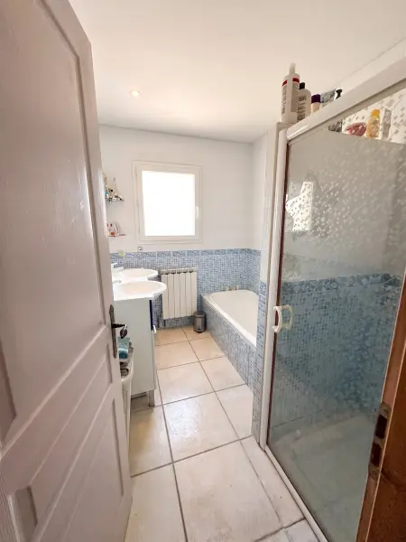 Villa avec piscine privée et jacuzzi à Monclar-de-Quercy : photo 17