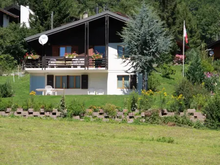 Location appartement à Fiesch, Adele Appartement/Fewo, Dusche oder Bad, WC 4 1/2 Zimmerwohnung, 6-Betten