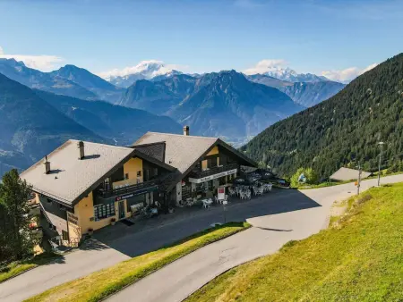 Location appartement à Riederalp, Zurschmitten 9 2. UG Süd Studio, Dusche, WC 1 Zimmerwohnung, 2-Betten