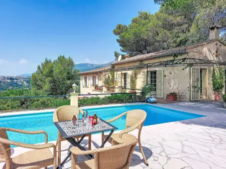 Grenouille – Gîte 3 pièces avec piscine à Vence : photo 22