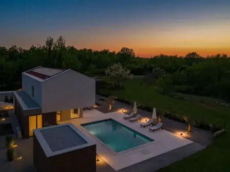 Villa Nara, 5 chambres avec piscine chauffée à Labin : photo 33