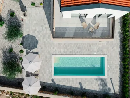 Villa Divine à Dobrinj : piscine privée et vue mer : photo 5
