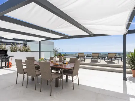 Sunshine Penthouse - Terrasse vue mer et montagne : photo 24