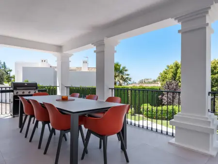 Villa Cortes, 4 chambres avec piscine chauffée à Benahavís : photo 9