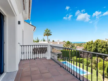Villa Cortes, 4 chambres avec piscine chauffée à Benahavís : photo 27