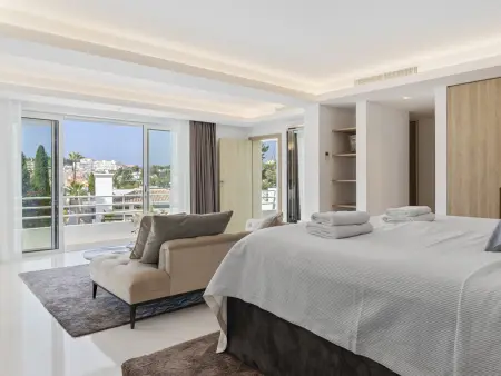 Villa La Colina : 6 chambres, piscine privée à Marbella : photo 31
