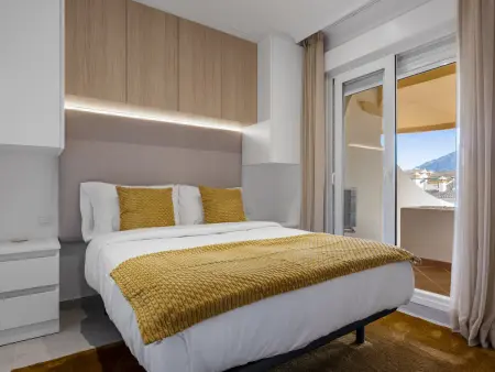 4 chambres à Nueva Andalucía, terrasse et piscine : photo 7