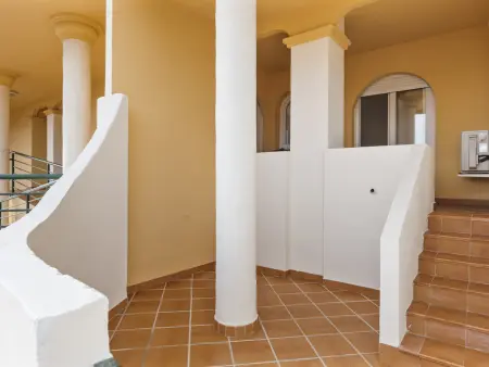 4 chambres à Nueva Andalucía, terrasse et piscine : photo 25