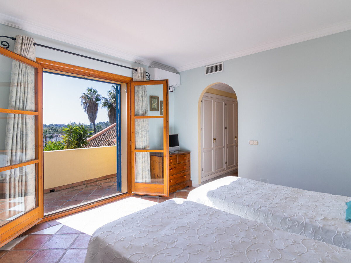 Villa Los Naranjos – 4 ch., piscine, vue golf - Photo 28