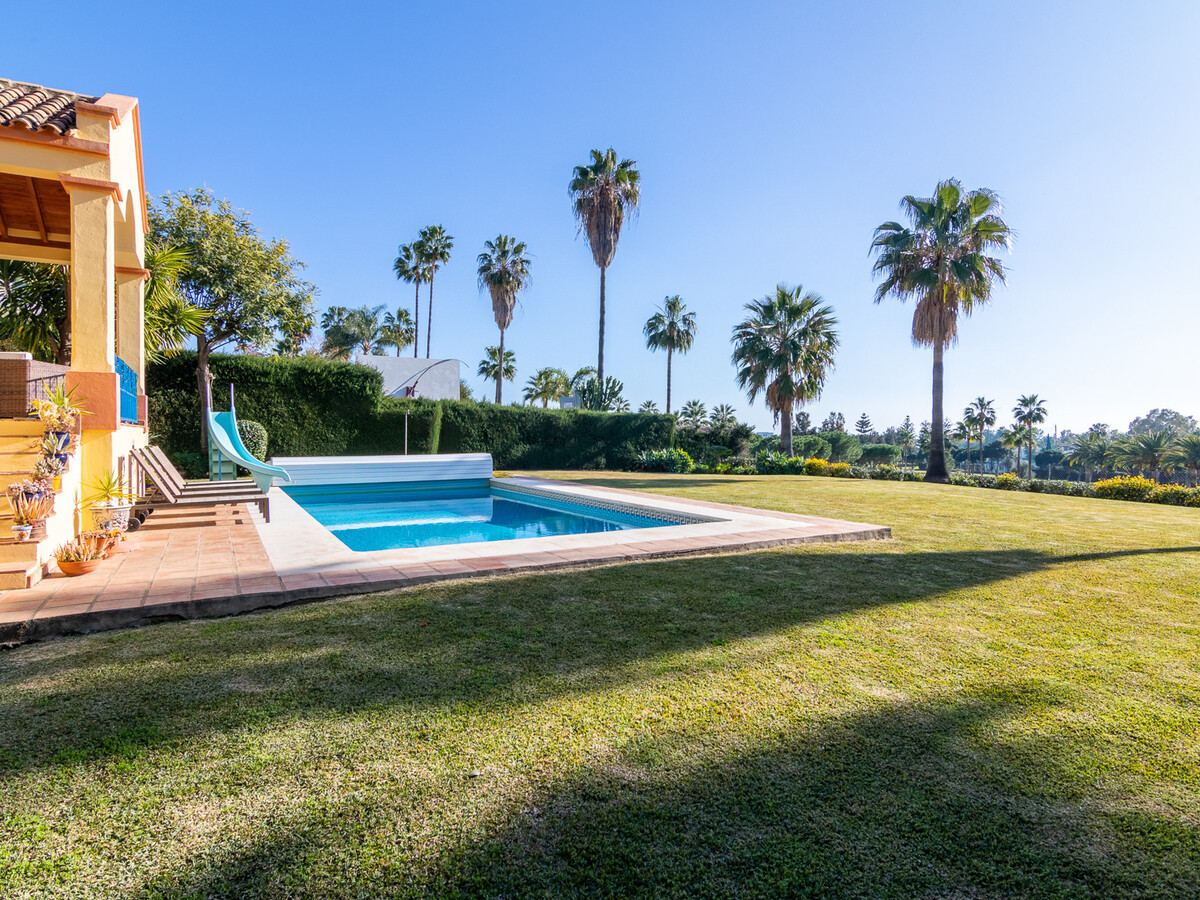 Villa Los Naranjos – 4 ch., piscine, vue golf - Photo 31