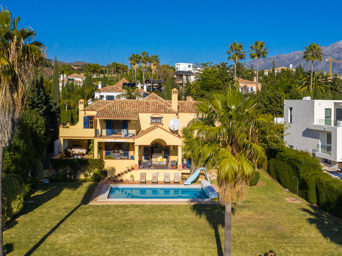 Villa Los Naranjos – 4 ch., piscine, vue golf - Photo 32
