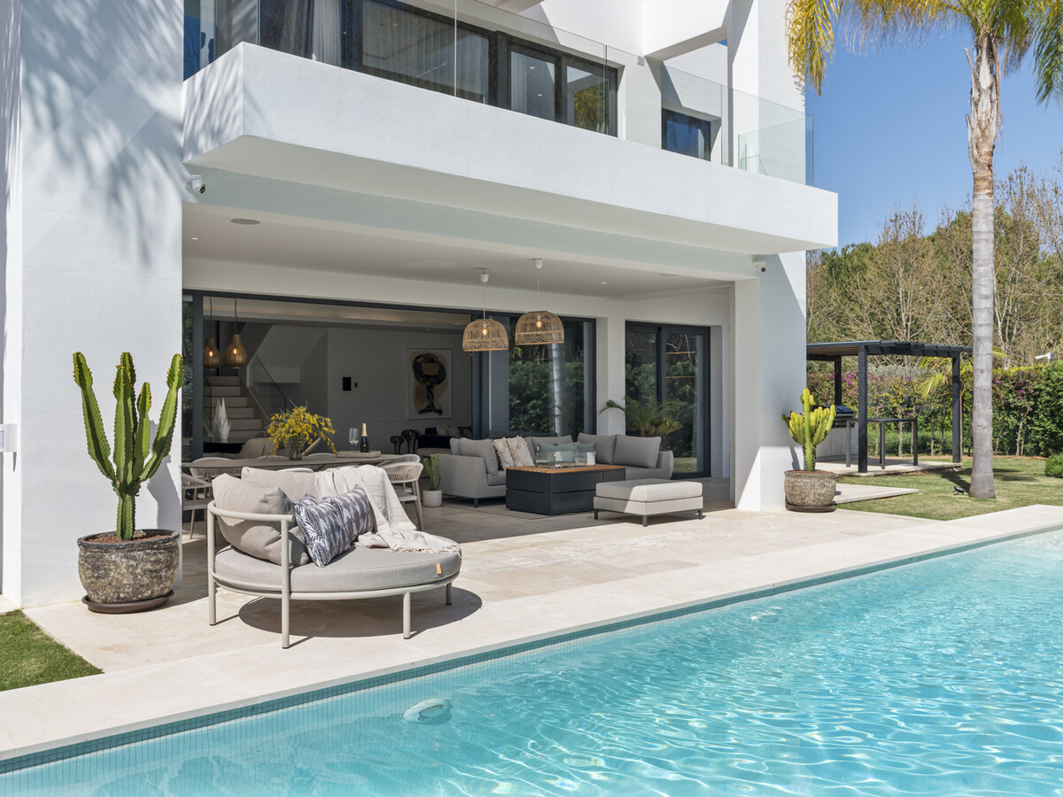 Villa 4 chambres avec piscine 12m et jacuzzi terrasse - Photo 3
